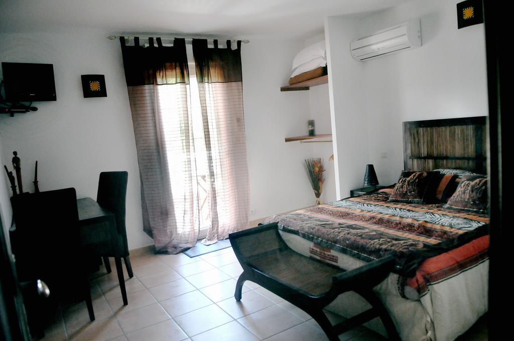 נים Chambres D'Hotes Des Huppes מראה חיצוני תמונה